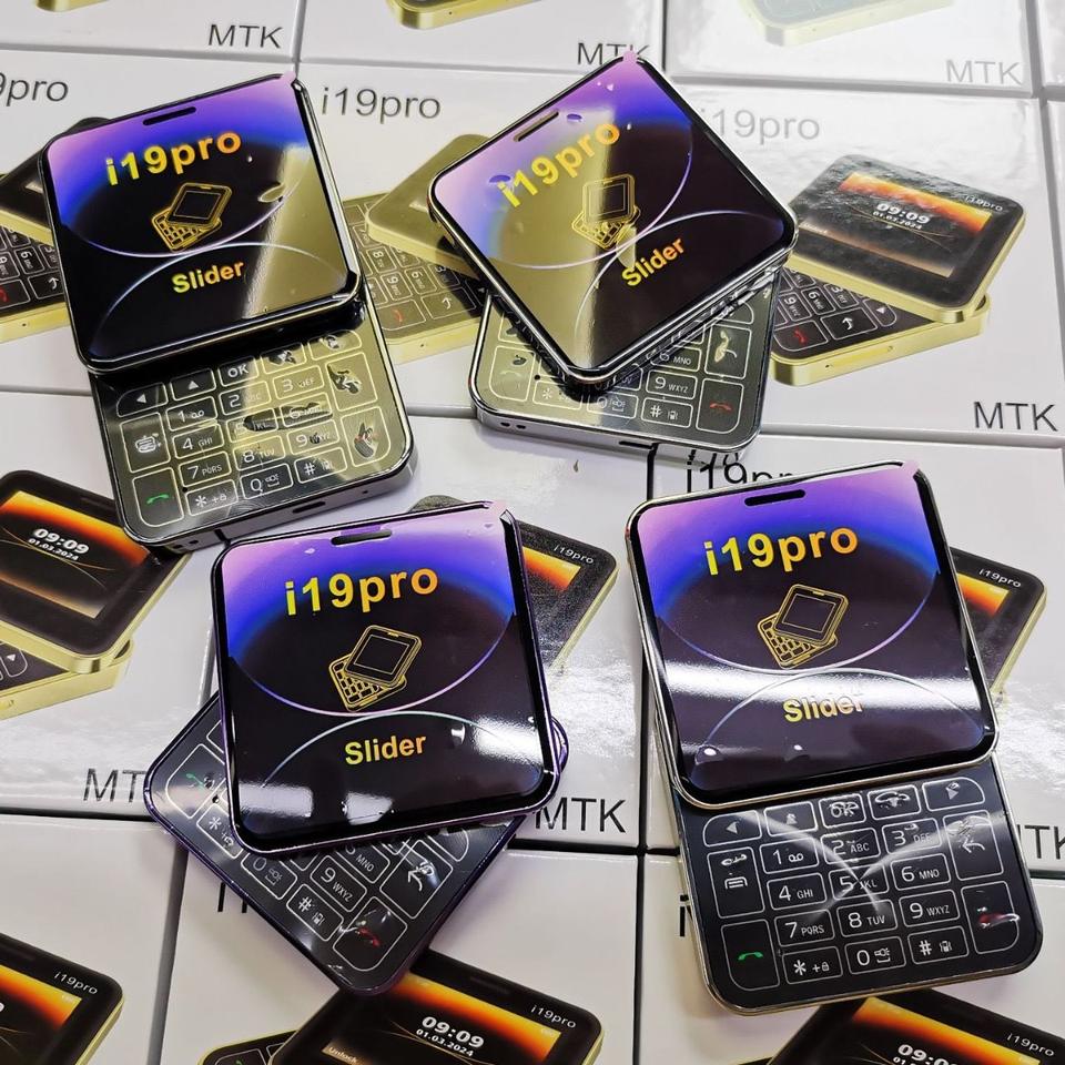 Wholesale I19 Pro Square Slide Button Mini Mobile Phone 2.4 Inch Dual SIM 2G GSM Camera FM MP3 Unlocked Button  I16 Cell Phone
