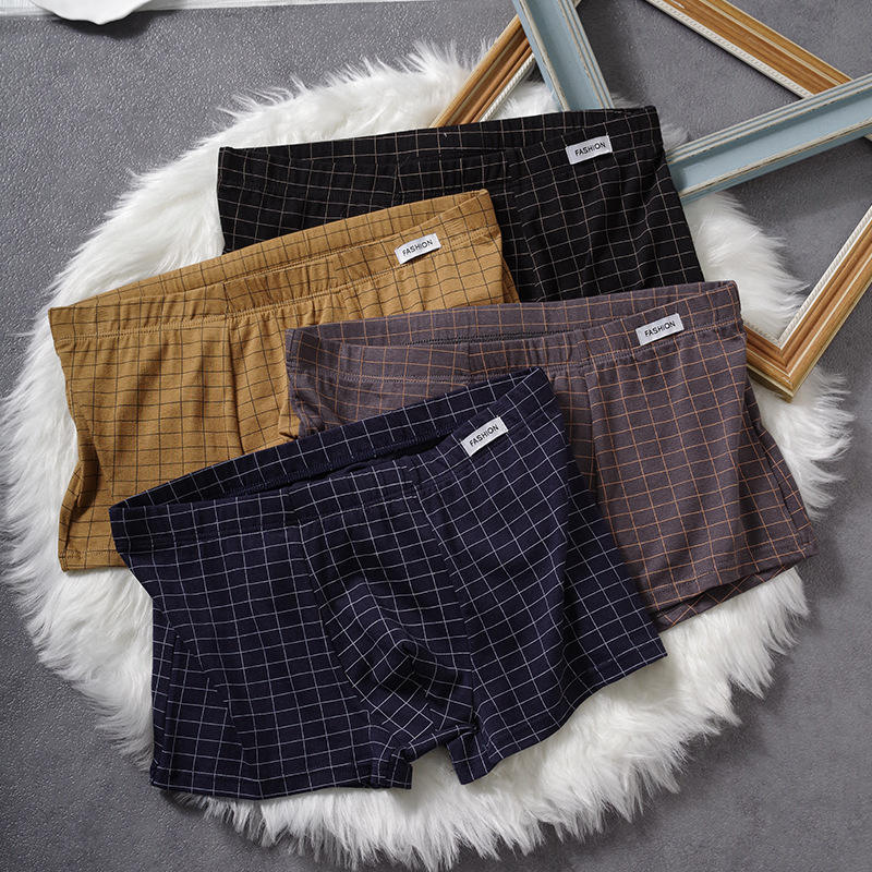 Men's plaid loose boxer shorts cotton polyester blend breathable and comfortable boxer briefs